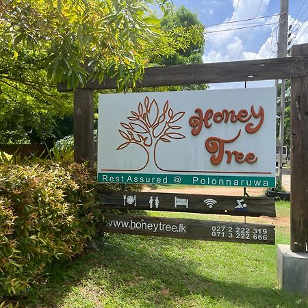 Honey Tree Polonnaruwa Hotel Kültér fotó